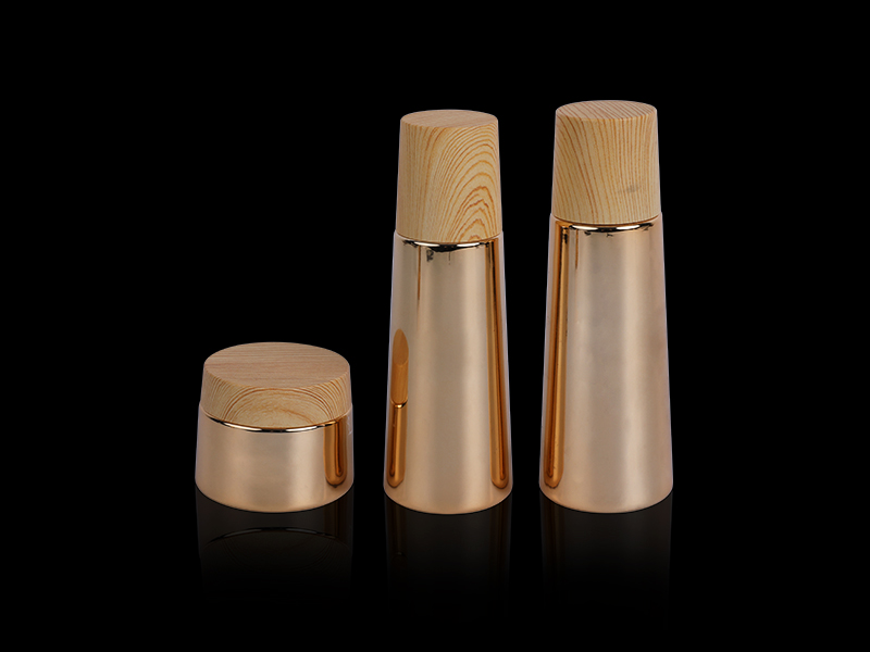 With Bamboo Lid  Cosmetic Glass Bottle B05